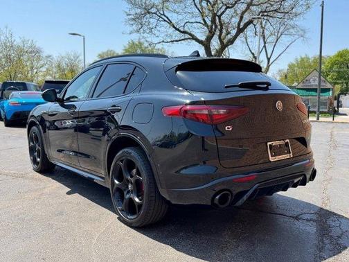 2022 Alfa Romeo Stelvio Veloce