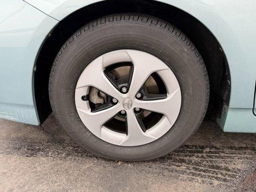 2015 Toyota Prius Three