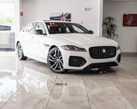 2024 Jaguar XF R-Dynamic SE