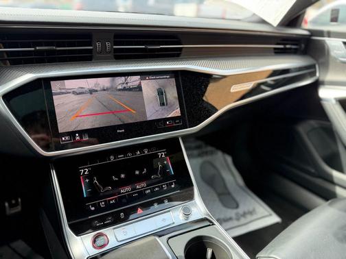 Ultra Blue Metallic 2022 Audi RS 7 4.0T quattro