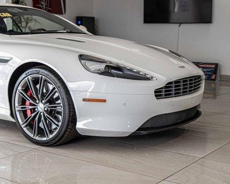 2015 Aston Martin DB9 Base