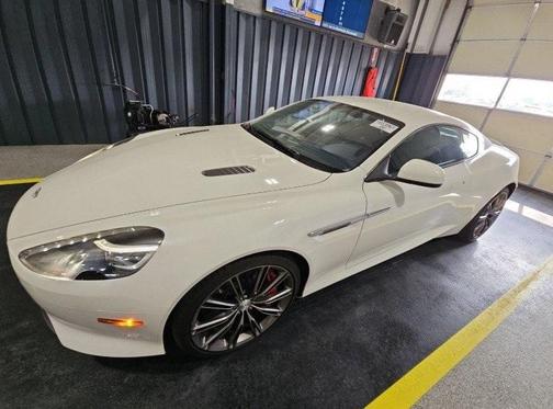 2015 Aston Martin DB9 Base
