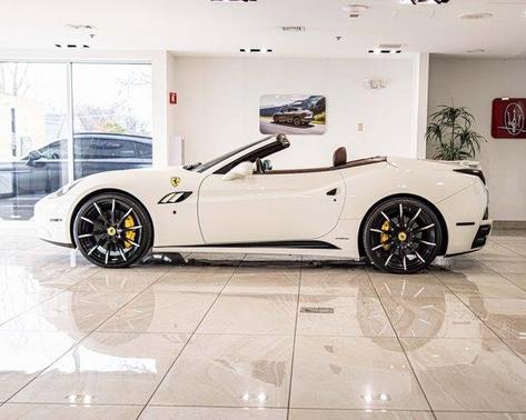 2012 Ferrari California Base