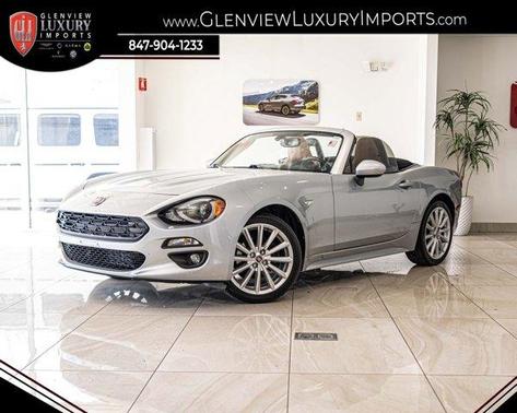 Chiaro Silver Metallic 2018 FIAT 124 Spider Lusso