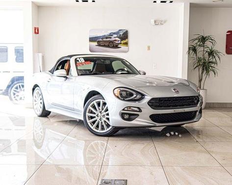 Chiaro Silver Metallic 2018 FIAT 124 Spider Lusso