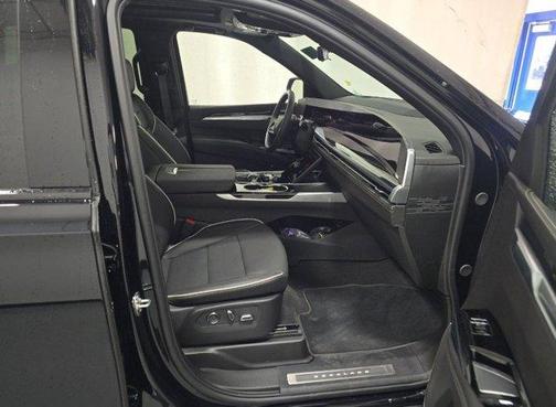 2025 Cadillac Escalade Sport