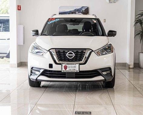 2020 Nissan Kicks SR
