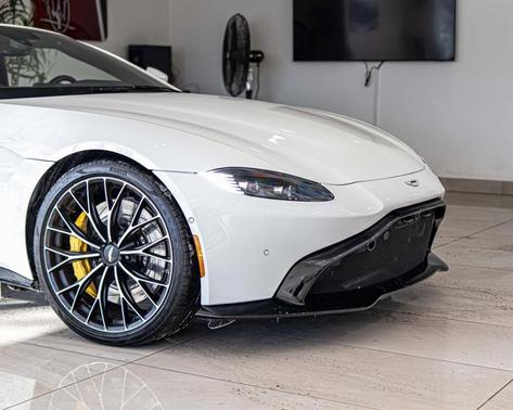 2023 Aston Martin Vantage 