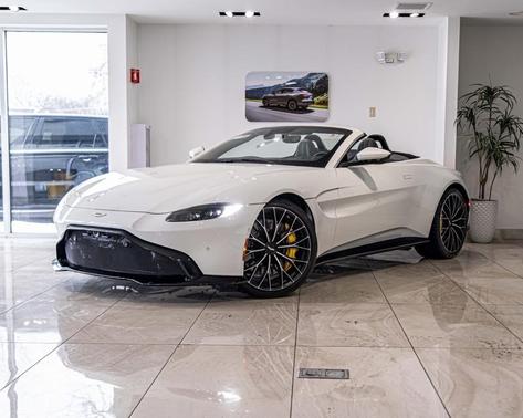 2023 Aston Martin Vantage 