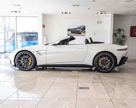 2023 Aston Martin Vantage 