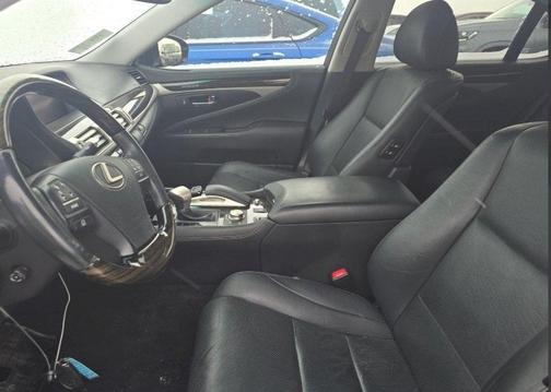 2017 Lexus LS 460 Base