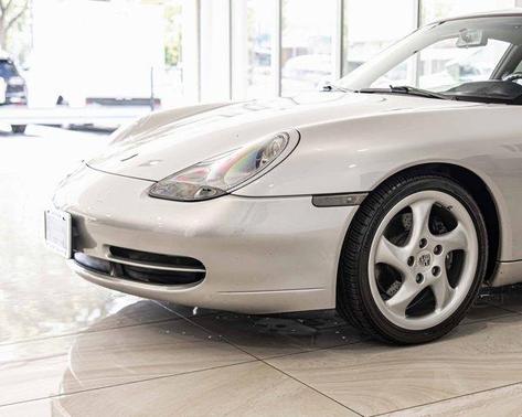 2000 Porsche 911 Carrera