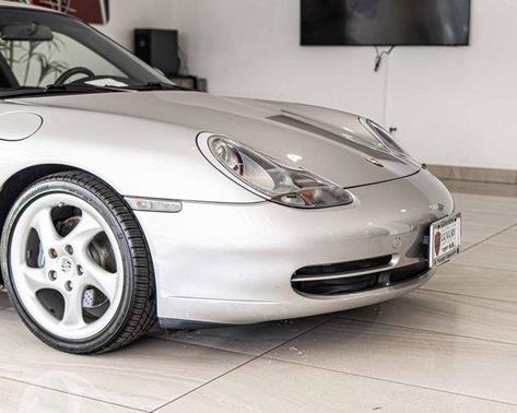 2000 Porsche 911 Carrera