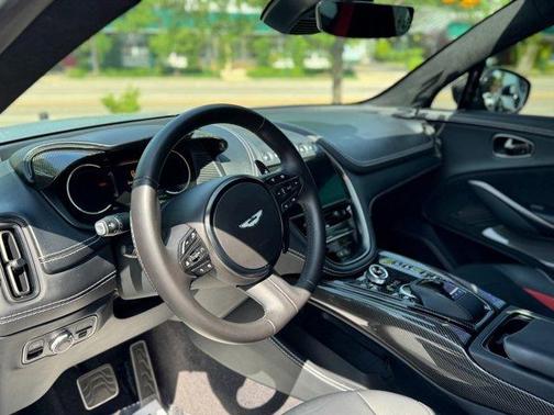 2023 Aston Martin DBX 707