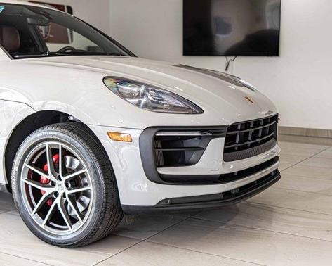 2022 Porsche Macan S