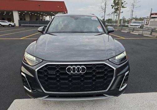 2022 Audi Q5 45 S line quattro Premium