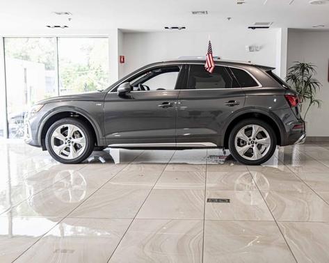 2022 Audi Q5 45 S line quattro Premium