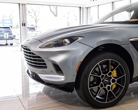 Skyfall Silver 2021 Aston Martin DBX Base