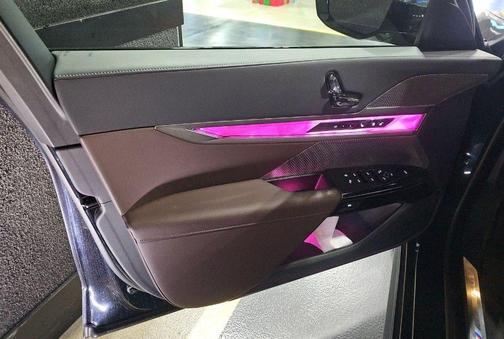 2025 BMW 740 i xDrive