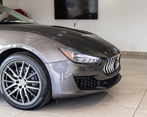 Gray 2021 Maserati Ghibli S Q4