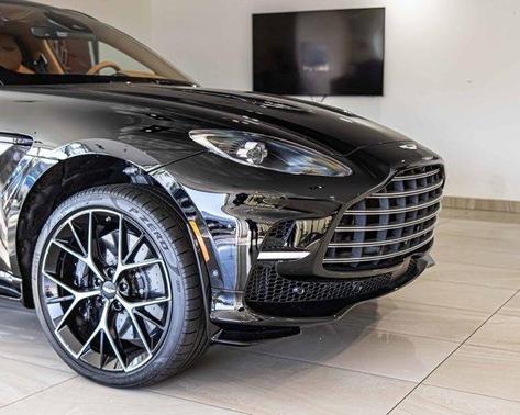 2026 Aston Martin DBX