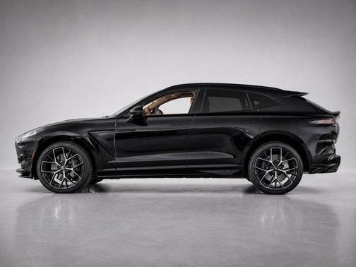 Jet Black 2026 Aston Martin DBX 707