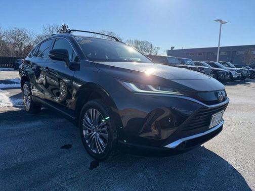 2022 Toyota Venza XLE