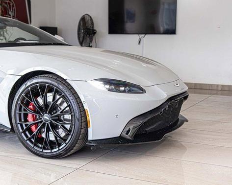 2023 Aston Martin Vantage 
