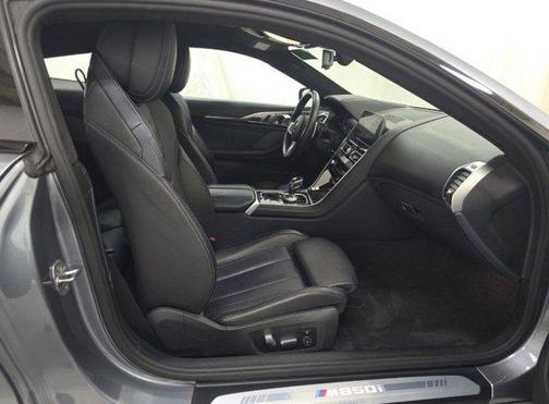 2022 BMW M850 i xDrive