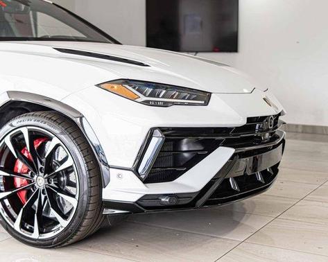 2024 Lamborghini Urus S