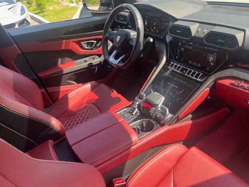 2024 Lamborghini Urus S