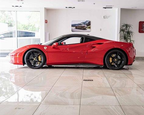2017 Ferrari 488 GTB Base