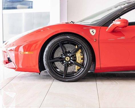 2017 Ferrari 488 GTB Base