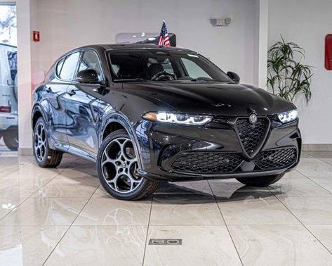 2025 Alfa Romeo Tonale Base