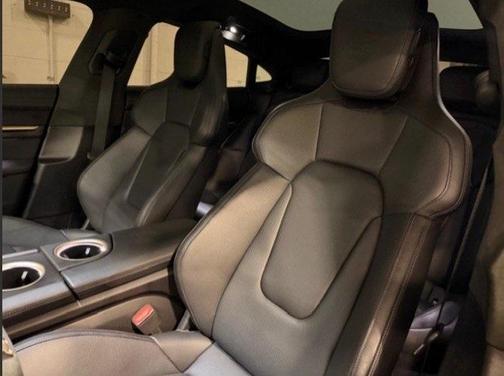 2023 Porsche Taycan GTS