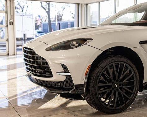 2026 Aston Martin DBX 707