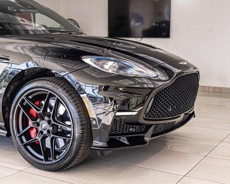 2026 Aston Martin DBX 707