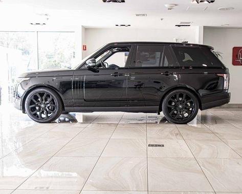 2020 Land Rover Range Rover P525 HSE