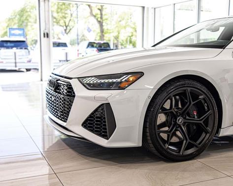 Glacier White Metallic 2025 Audi RS 7 4.0T quattro Performance
