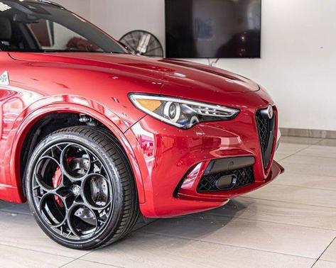 Rosso 2023 Alfa Romeo Stelvio Quadrifoglio