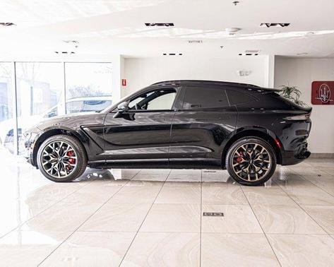 2022 Aston Martin DBX Base