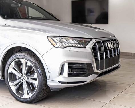 2022 Audi Q7 55 Premium Plus