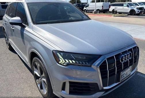 2022 Audi Q7 55 Premium Plus