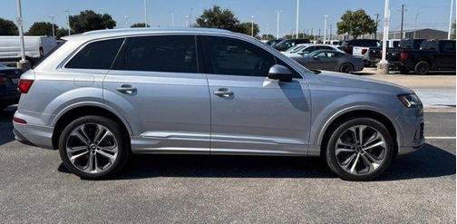 2022 Audi Q7 55 Premium Plus