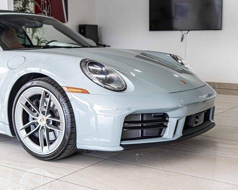 2025 Porsche 911 Carrera
