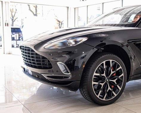 2021 Aston Martin DBX Base
