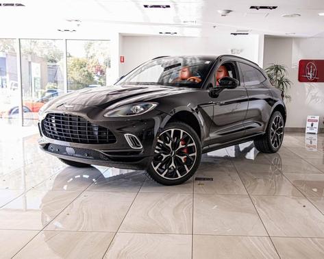 2021 Aston Martin DBX Base