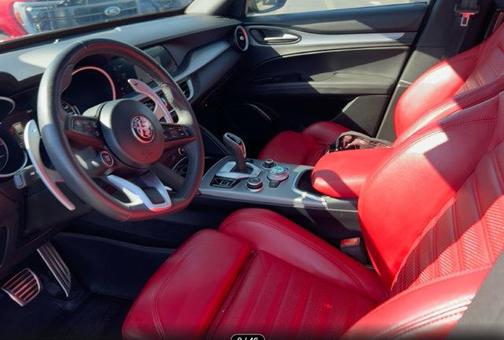 Vesuvio Gray Metallic 2022 Alfa Romeo Stelvio Veloce