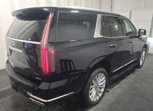 2025 Cadillac Escalade Luxury