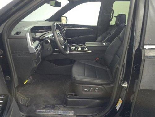 2025 Cadillac Escalade Luxury